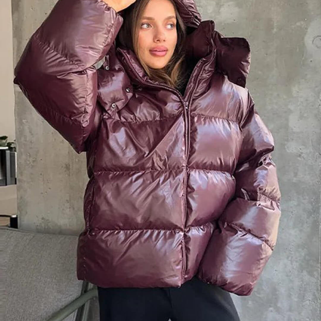 SOKYND Davina Hooded Puffer Jacket in Burgundy