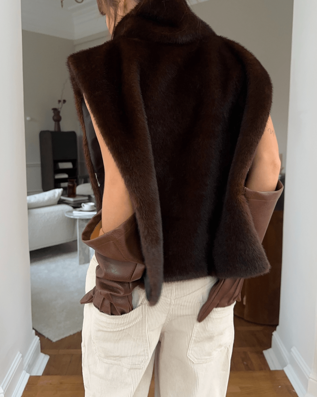 SOKYND Ivonne Faux Fur Turtleneck Vest in Brown