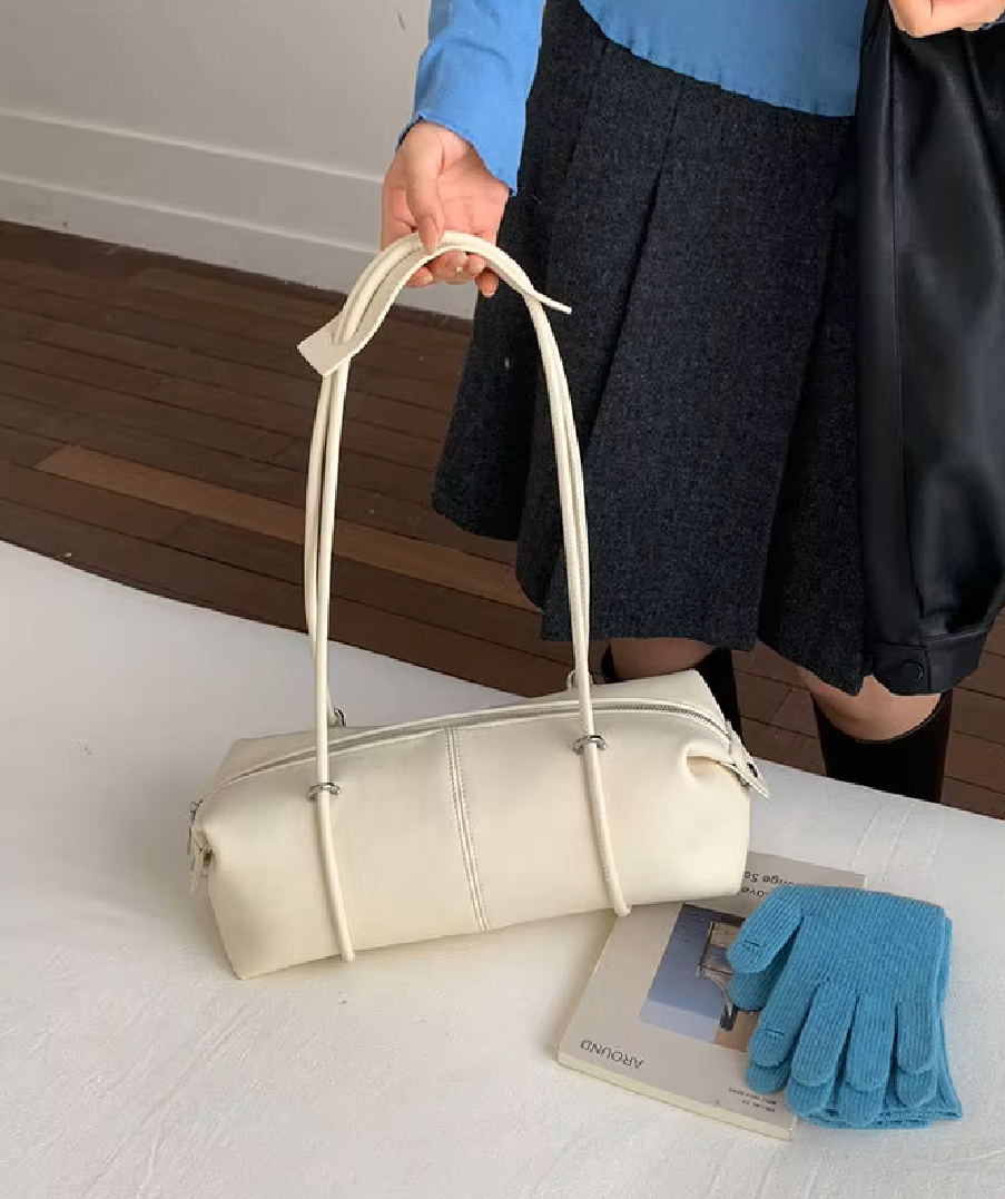 Sandra Boston Pillow Bag