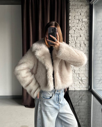 SOKYND Whitney Cropped Faux Fur Jacket Coats & JacketsFr1767625273827039684CreamS